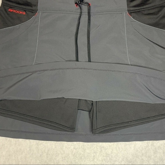 Brooks Women’s Running Skort (Skirt + Shorts) - Picture 9 of 9